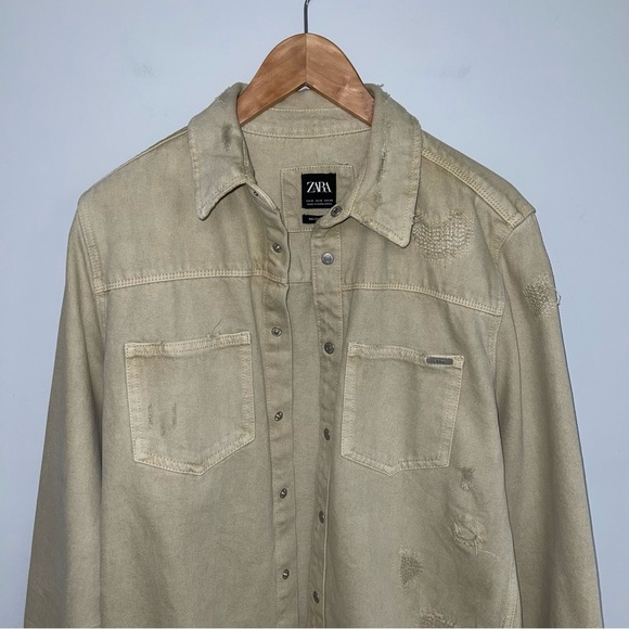 Zara Denim Overshirt Men's‎ Size Medium Khaki Tan Ripped Distressed - Picture 5 of 16